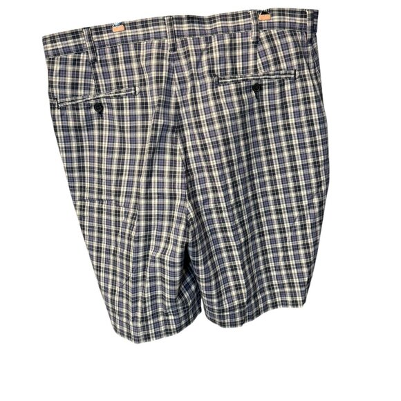 Men's Jos. A. Bank Plaid Golf Shorts - Size 38 - 9" inseam - Picture 2 of 6